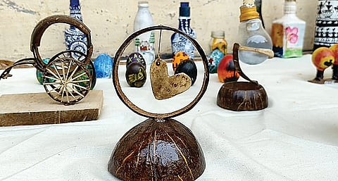 கைவினைப் பொருள்கள்