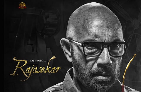கூலி - சத்யராஜ் போஸ்டர்!
