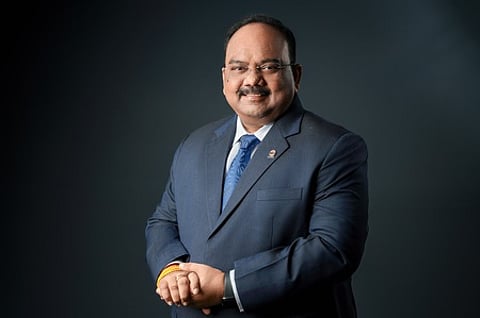 வி. சதீஷ் குமாா்
