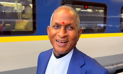 நேற்று இல்லை நாளையில்லை... பாரிஸில் ராஜா!