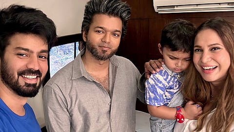 கோட் படப்பிடிப்பில் விஜய்யுடன் மகத்.