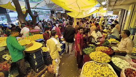 கோவை பூ சந்தை