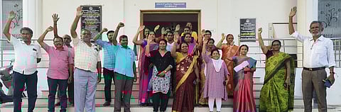 கோவில்பட்டியில் நடைபெற்ற ஆா்ப்பாட்டத்தில் பங்கேற்றோா்