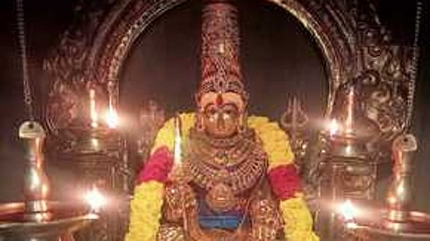 சிறப்பு அலங்காரத்தில் திருவடிசூலம் அம்மன்