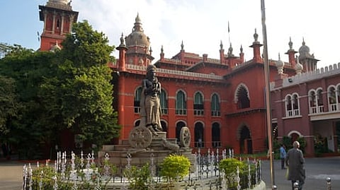 உயா்நீதிமன்றம்