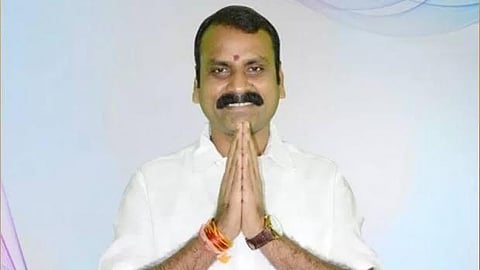 அவதூறு புகாா்: மத்திய அமைச்சா் எல்.முருகனின் மேல்முறையீடு
மனு மீதான விசாரணை நான்கு வாரங்களுக்கு தள்ளிவைப்பு