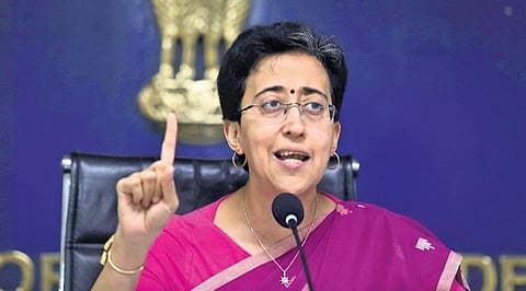 தில்லி முதல்வராக உள்ள அதிஷி