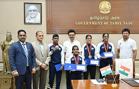பாரா ஒலிம்பிக்கில் வென்ற தமிழக வீரர்களுக்கு ரூ. 5 கோடி ஊக்கத்தொகை!