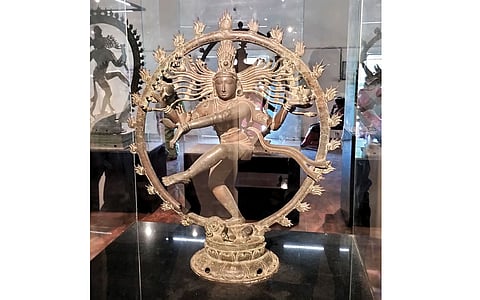 ஜொலிக்கும் நடராஜர் சிலைகள்