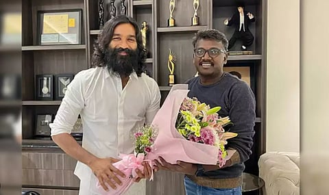 நடிகர் தனுஷ் இயக்குநர் மாரி செல்வராஜ் .