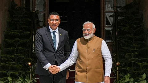 ஜமைக்கா பிரதமர் ஆண்டிரியூ ஹோல்னஸ் உடன் பிரதமர் நரேந்திர மோடி