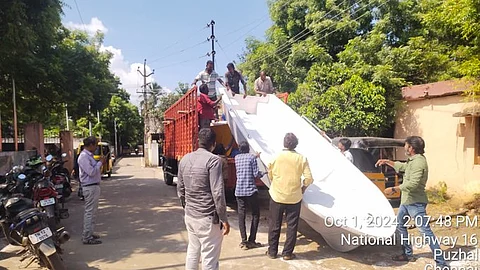 சென்னை மாநகராட்சி வாங்கிய படகு