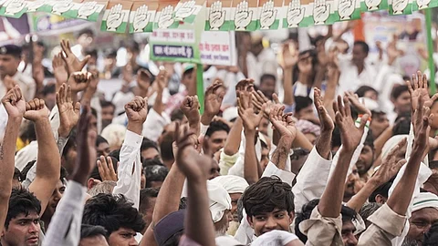 பிரசாரத்தில் மக்கள் கூட்டம்