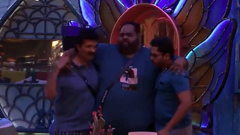 ரவீந்திரனுக்கு உதவும் ரஞ்சித், அருண் பிரசாத்