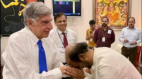 ரத்தன் டாடாவுடன் நடிகர் ரஜினிகாந்த்