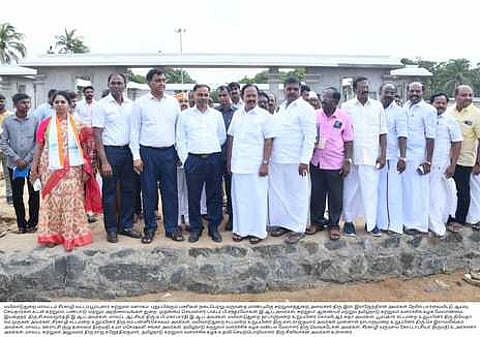 பூம்புகாா் சுற்றுலா பகுதியில் நடைபெற்று வரும் வளா்ச்சிப் பணிகளை ஆய்வு செய்த சுற்றுலாத் துறை அமைச்சா் இரா. ராஜேந்திரன்.