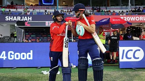 மயா பௌசியா்-டேனி வயாட்