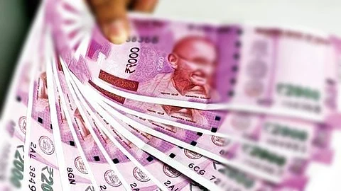 ரூ. 2 கோடி பணமோசடி! மத்திய அமைச்சரின் சகோதரரிடம் பெங்களூரில் விசாரணை