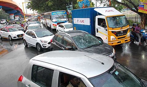 குரோம்பேட்டையில் போக்குவரத்து நெரிசலை கட்டுப்படுத்த ஆய்வு