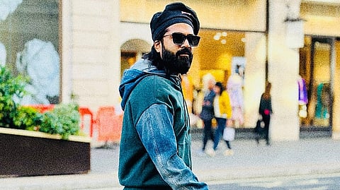 சிம்பு - 49 படத்தின் இயக்குநர் இவரா?