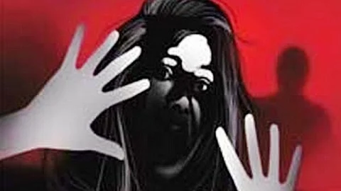 பெண் காவலருக்கு பாலியல் வன்கொடுமை!
