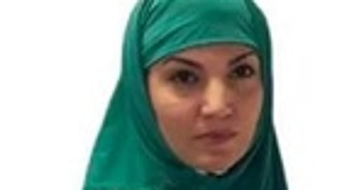 இம்ரான் கான் மனைவி ஜாமீனில் விடுவிப்பு