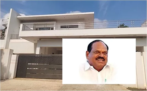 சோதனை நடைபெறும் வைத்திலிங்கம் மகனின் வீடு.(உள்படம்: வைத்திலிங்கம்)