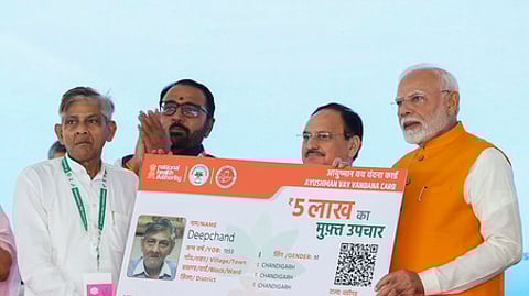 ஜிஎஸ்டி குறைப்பில் காப்பீடுகளுக்கு முழு வரி விலக்கு