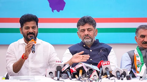 தெலங்கானாவில் சாதிவாரி கணக்கெடுப்பு தொடங்கியது!