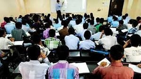 ‘100% தோ்ச்சி’ போன்ற பொய் விளம்பரம் கூடாது- பயிற்சி மையங்களுக்கான வழிகாட்டு நெறிமுறைகள் வெளியீடு