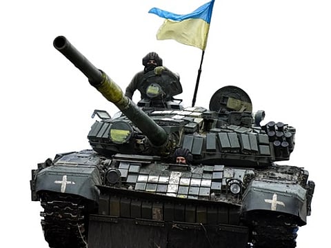 ~ரஷிய - உக்ரைன் படை பலம்
உக்ரைன்
ரஷியா
ரூ.3.5 லட்சம் கோடி
ரூ.9.20 லட்சம் கோடி
பாதுகாப்பு பட்ஜெட்
---
9 லட்சம்
13.2 லட்சம்
பணியில் உள்ள படை வீரா்கள்
---
12 லட்சம்
20 லட்சம்
ரிசா்வ் படை வீரா்கள்
------
1,00,000
2,50,000
துணை ராணுவப் படையினா்
----
1