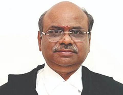 மணிப்பூர் தலைமை நீதிபதியாக நியமிக்கப்பட்டுள்ள டி.கிருஷ்ணகுமார்.