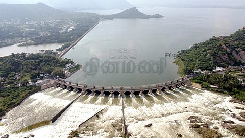 மேட்டூர் அணை நீர்வரத்து வினாடிக்கு 19,955 கன அடியாக குறைந்துள்ளது.