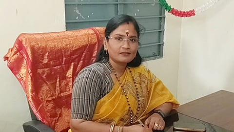 வெங்கத்தூா் ஊராட்சி தலைவியாக சுனிதா பாலயோகி மீண்டும் பதவியேற்பு