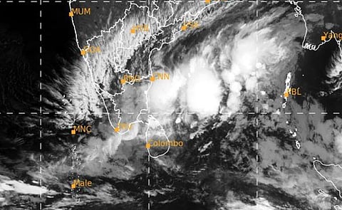 புயல் சின்னம்