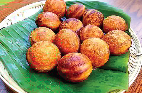 இனிப்புக் குழிப் பணியாரம்
