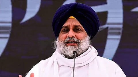 பஞ்சாப் முன்னாள் முதல்வா் சுக்பீா் சிங் பாதல்