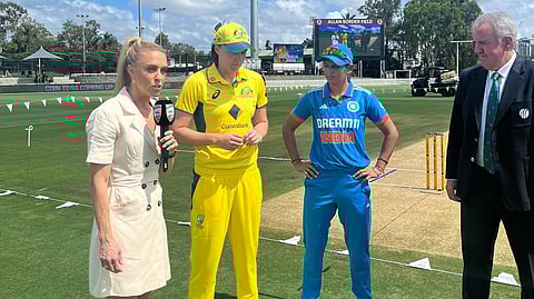 ஆஸி.மகளிரணி கேப்டன், இந்திய மகளிரணி கேப்டன்..