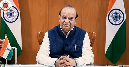 போதைப் பொருள் அச்சுறுத்தலுக்கு எதிரான பிரசாரம் குறித்து தனது எக்ஸ் தளத்தில் வெளியிட்ட விடியோ பதிவில் பேசிய தில்லி துணைநிலை ஆளுநா் வி.கே.சக்சேனா.