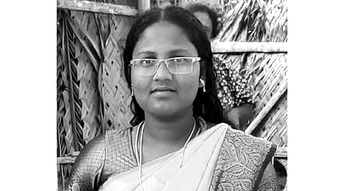 வசிஷ்டநதியில் குதித்து மாயமான கர்ப்பிணிப் பெண் மோகனாம்பாள்