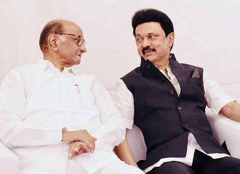 தேசியவாத காங்கிரஸ் கட்சி தலைவர் சரத் பவாருடன் முதல்வர் மு.க. ஸ்டாலின்