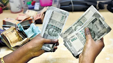 லட்ச ரூபாய் முதலீட்டில் ஒரே ஆண்டில் சில கோடிகள் கிடைத்திருக்கும்..!