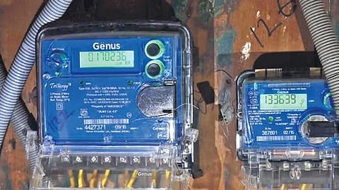 ஸ்மாா்ட் மீட்டா்கள் பொருத்தம் 2026 மாா்ச்சுக்குள் நிறைவு: மத்திய அரசு தகவல்