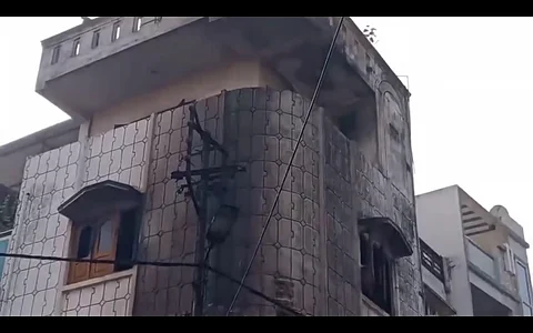 தீவிபத்து நிகழ்ந்தக் கட்டடம்