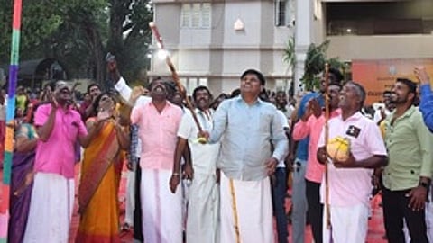 நெல்லை ஆட்சியா் அலுவலகத்தில் சமத்துவ பொங்கல் விழா