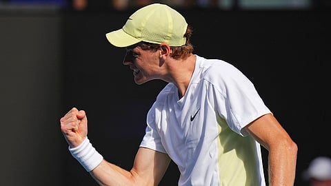 இத்தாலி வீரர் சின்னா்