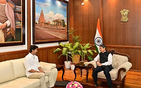 ஆளுநர் ஆர்.என். ரவியுடன் தவெக தலைவர் விஜய் சந்திப்பு