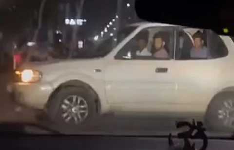 பெண்களை காரில் துரத்திய சம்பவம்: காவல் துறை விளக்கம்!