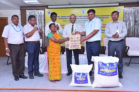 கால்நடை மருத்துவக் கல்லூரியில்
திறன் வளா்ப்பு பட்டறை, கண்காட்சி