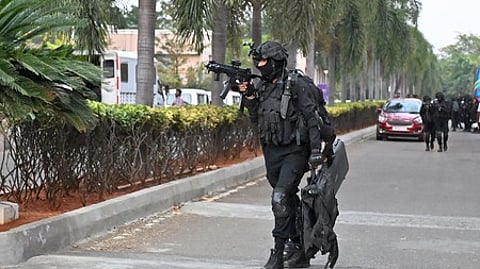 பாதுகாப்புப் படையினா் மீதான தாக்குதல்: மணிப்பூரில் தேடுதல் வேட்டை தீவிரம்!